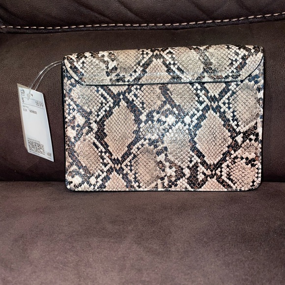 NWT H&M Snakeskin Pattern Crossbody Bag - Picture 2 of 4